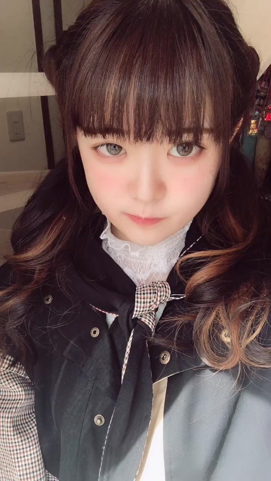 Emma Emma Sapporo 34 On Tiktok Ib A Girl With Dimples えくぼの作り方