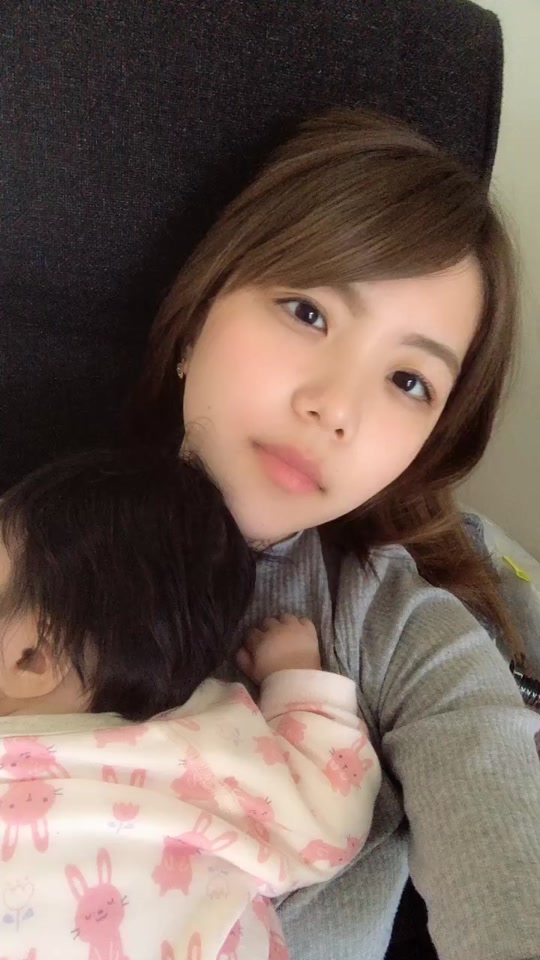 ととちゃん T1015e0129 On Tiktok 寝ちゃった 子供の