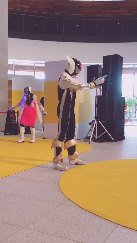 弾神オドロッカー Odrocker Dancinodrocker On Tiktok 今日は Ytv 新社屋 のおひろめ会でした 新社屋サイコー アガるよね オドロッカー ダンサー Dancer Superhero Dancer Indiesuperheros