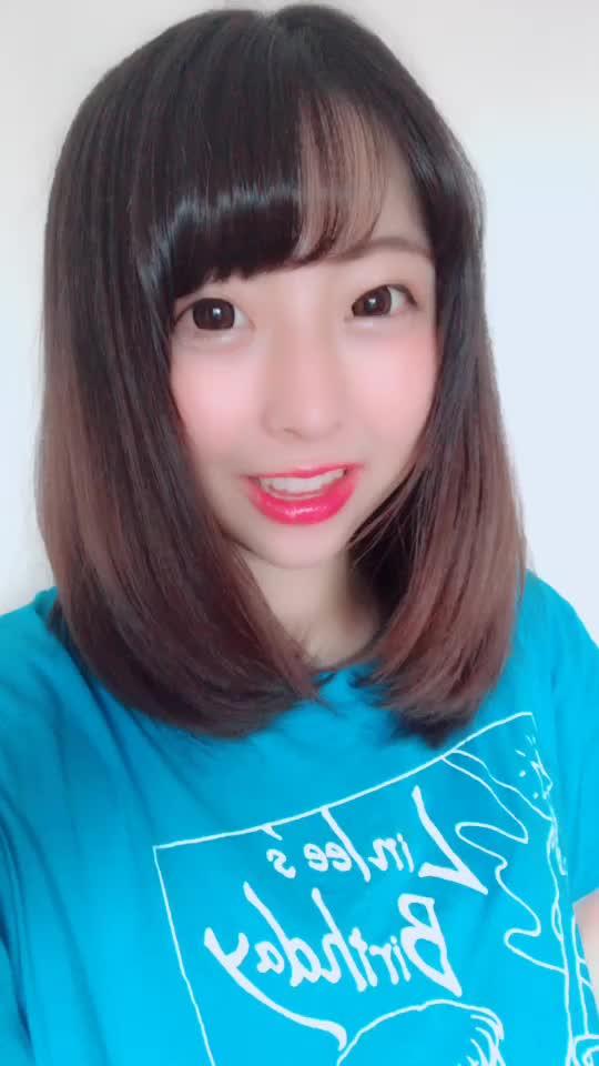 告知ができないローラwwww モノマネ 声真似 ローラ Linelive Moshi Ruka In Tiktok Exolyt