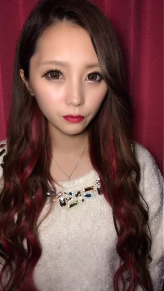 Tiktokのあさにゃん Asanyan0326 髪色変えました 芸人いいなり選手権
